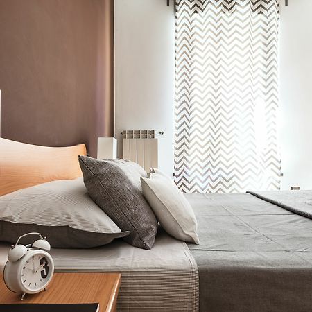 Homeathotel - Naviglio Pavese Милан Экстерьер фото