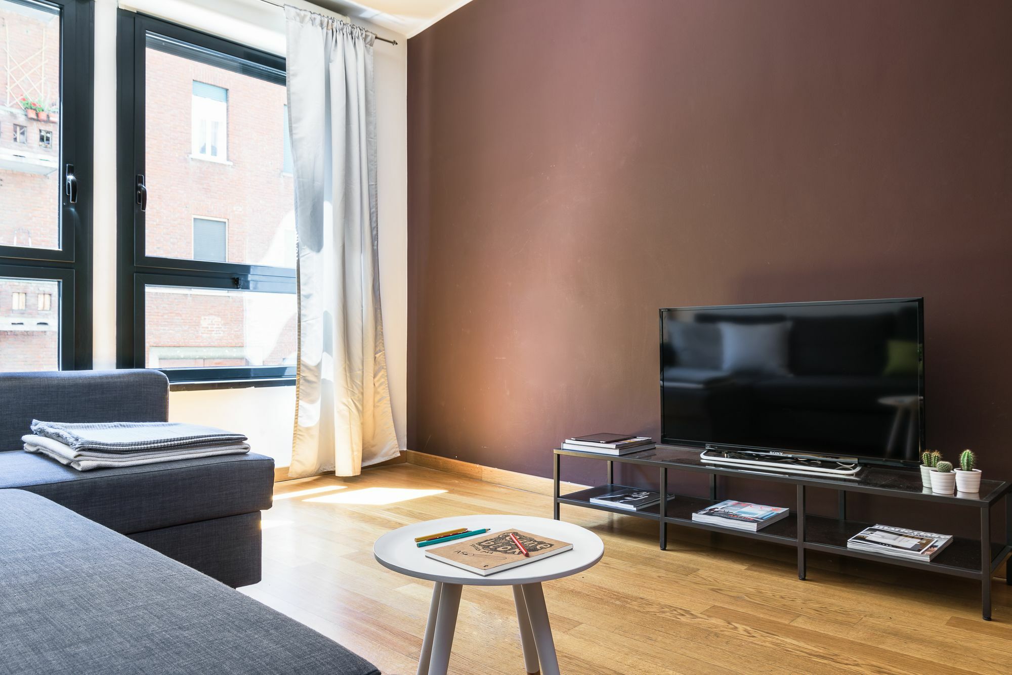 Homeathotel - Naviglio Pavese Милан Экстерьер фото